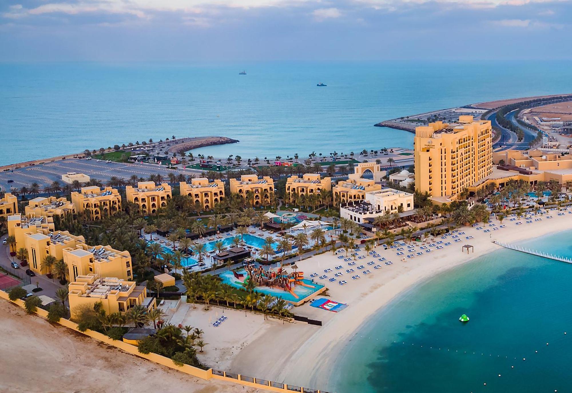 Doubletree By Hilton Resort & Spa Marjan Island Рас ал Хайм Екстериор снимка Aerial view of the resort